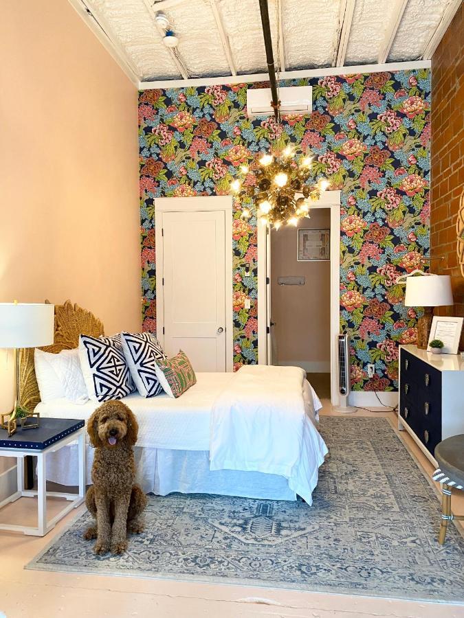 The Pink Room At Emily'S On The Island Galveston Eksteriør billede